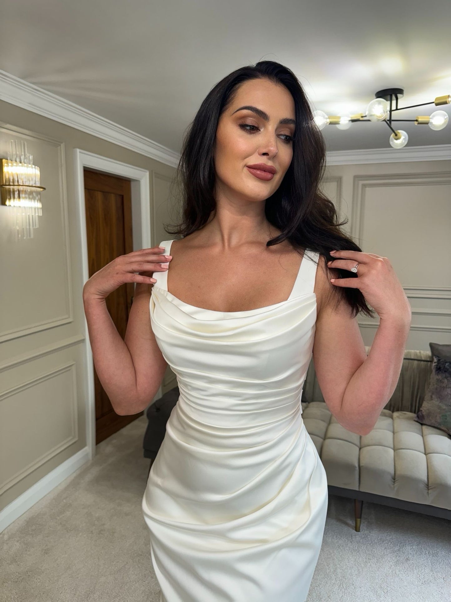 DANDO LONDON 2025 BESPOKE DEMURE WEDDING DRESS