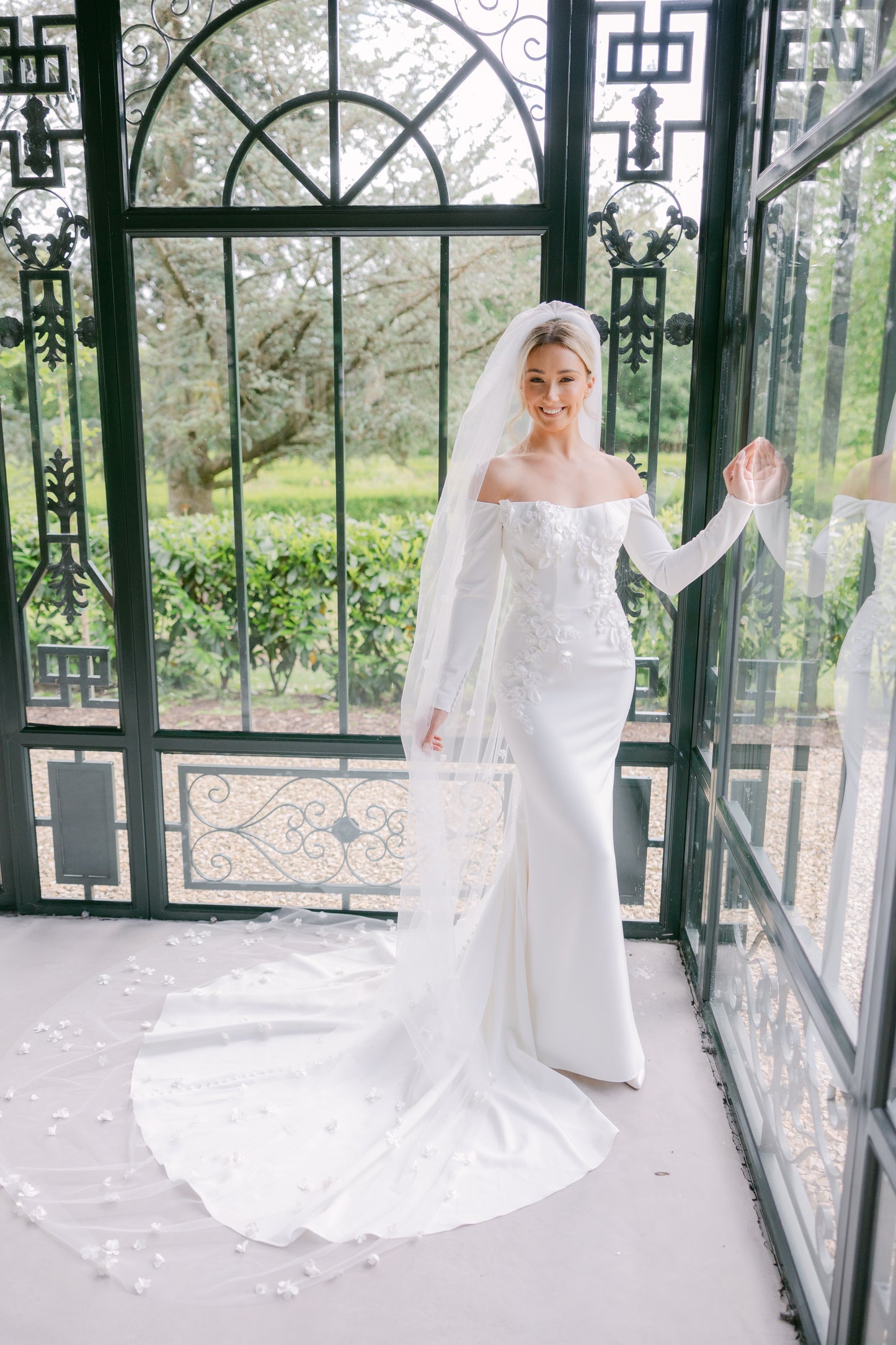 AVENUE BY JOSEPHINE SCOTT CAMILLE WEDDING DRESS