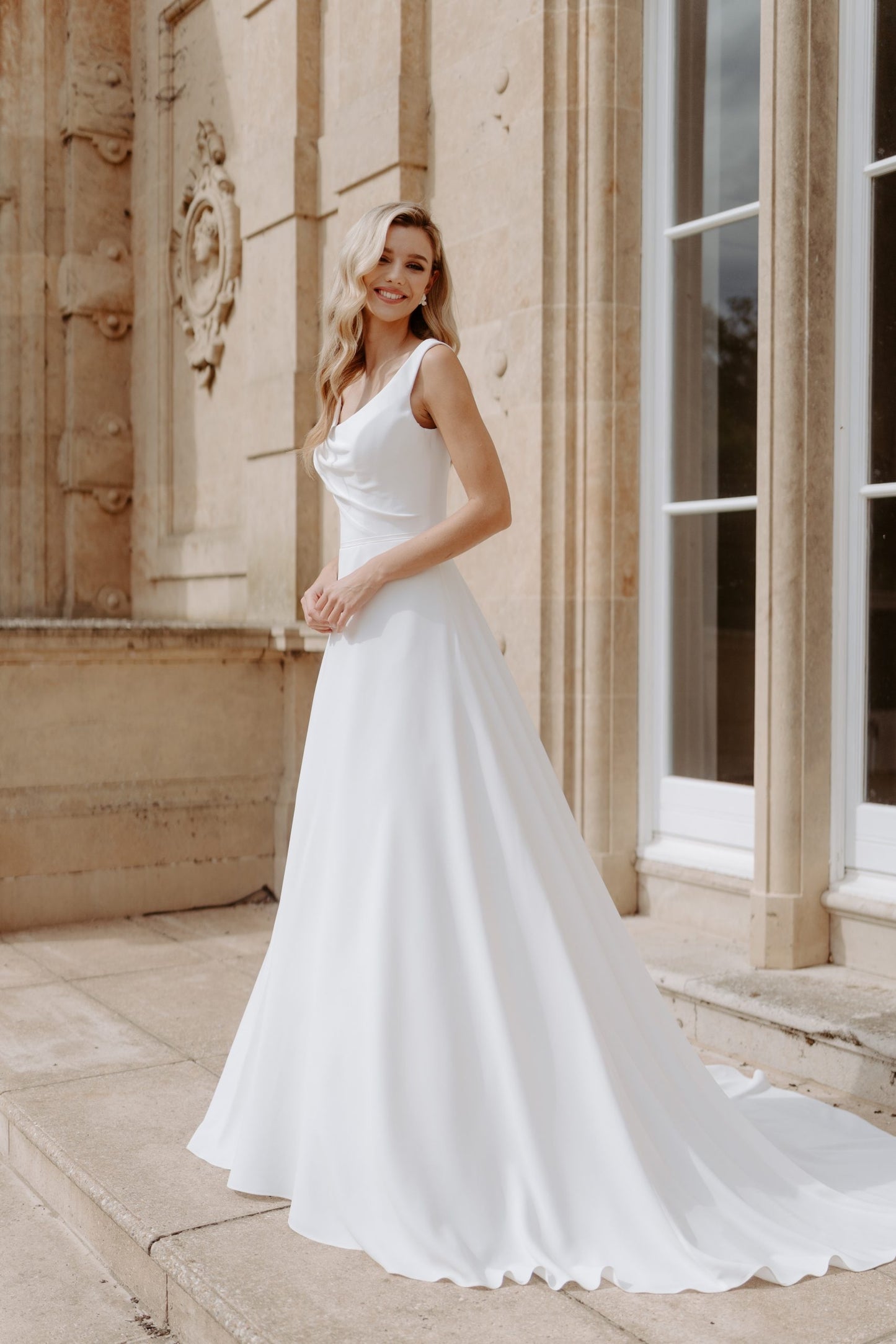 SUZANNE NEVILLE LANESBOROUGH WEDDING DRESS - 2023