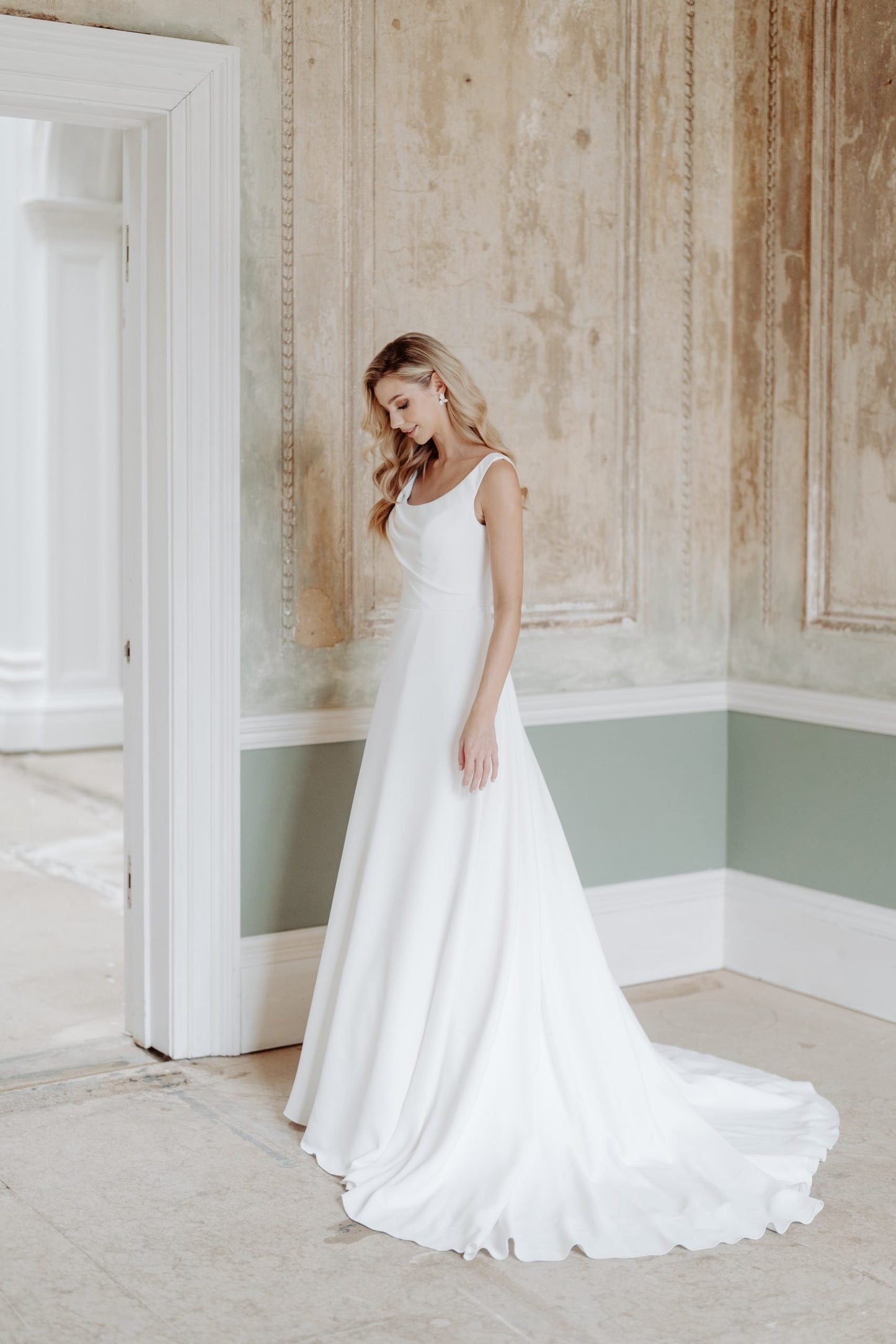SUZANNE NEVILLE LANESBOROUGH WEDDING DRESS - 2023