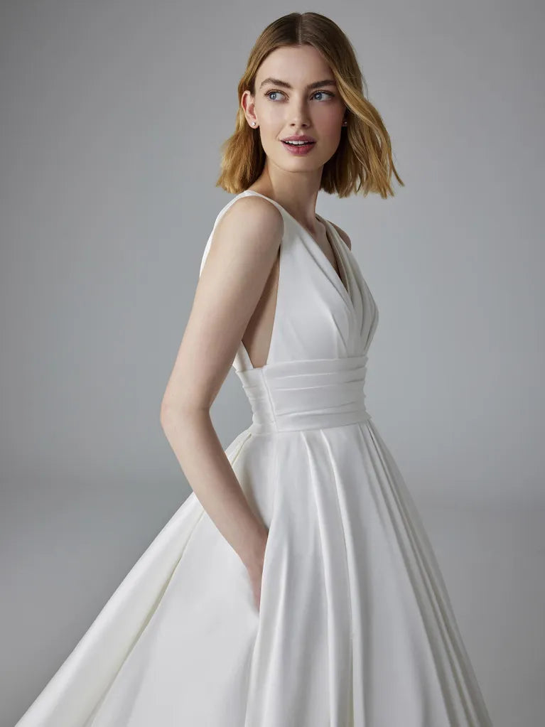 LUMINEUSE PRONOVIAS - 2025 WEDDING DRESS