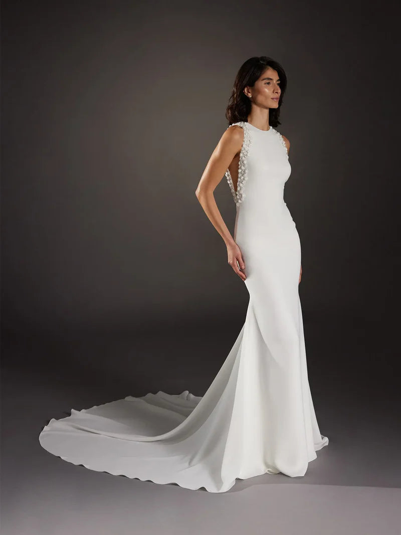 Pronovias Font
