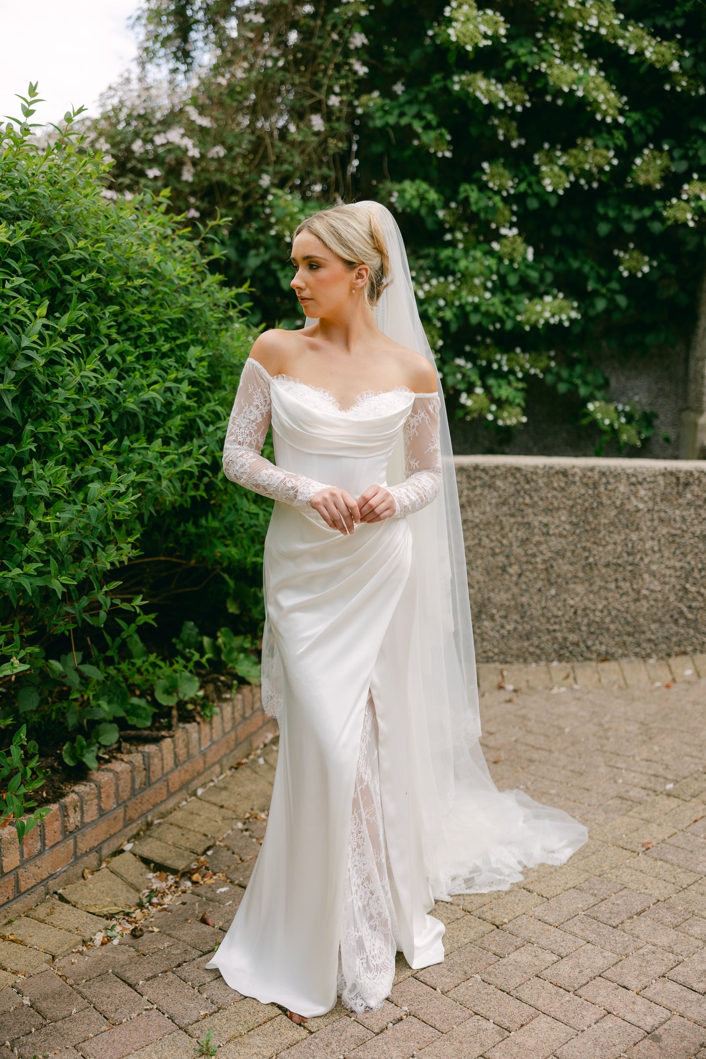 AVENUE BY JOSEPHINE SCOTT PARIS WEDDING DRESS
