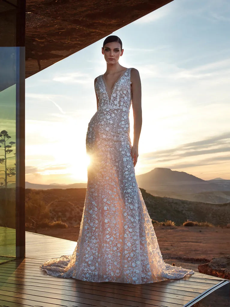 PRONOVIAS DIAMOND WEDDING DRESS – 2024 COLLECTION