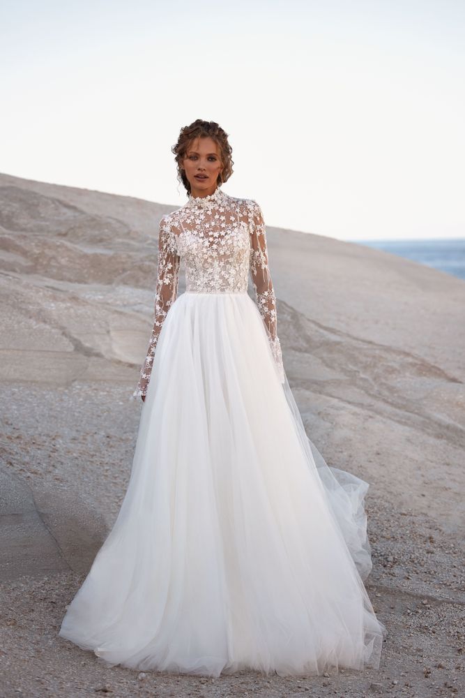 MILLA NOVA DOLORES WEDDING DRESS