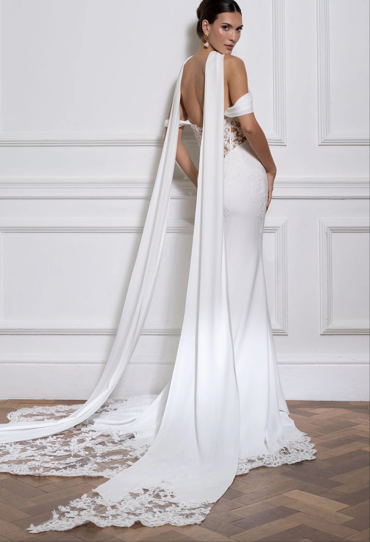 AVENUE BY JOSEPHINE SCOTT CHLOE WEDDING DRESS