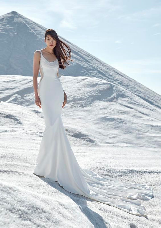 Angelic Pronovias Atelier 2024 Crepe Wedding Dress