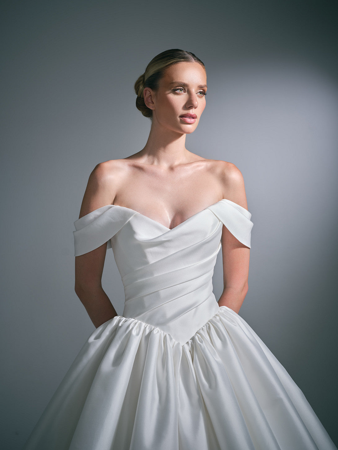 SUZANNE NEVILLE 2027 SORAYA WEDDING DRESS