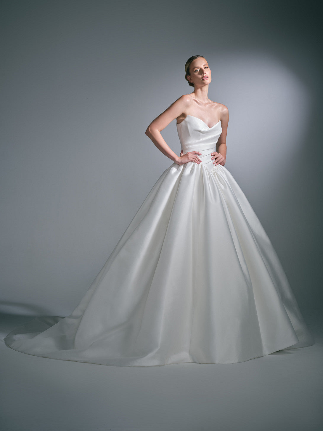 SUZANNE NEVILLE 2027 SORAYA WEDDING DRESS