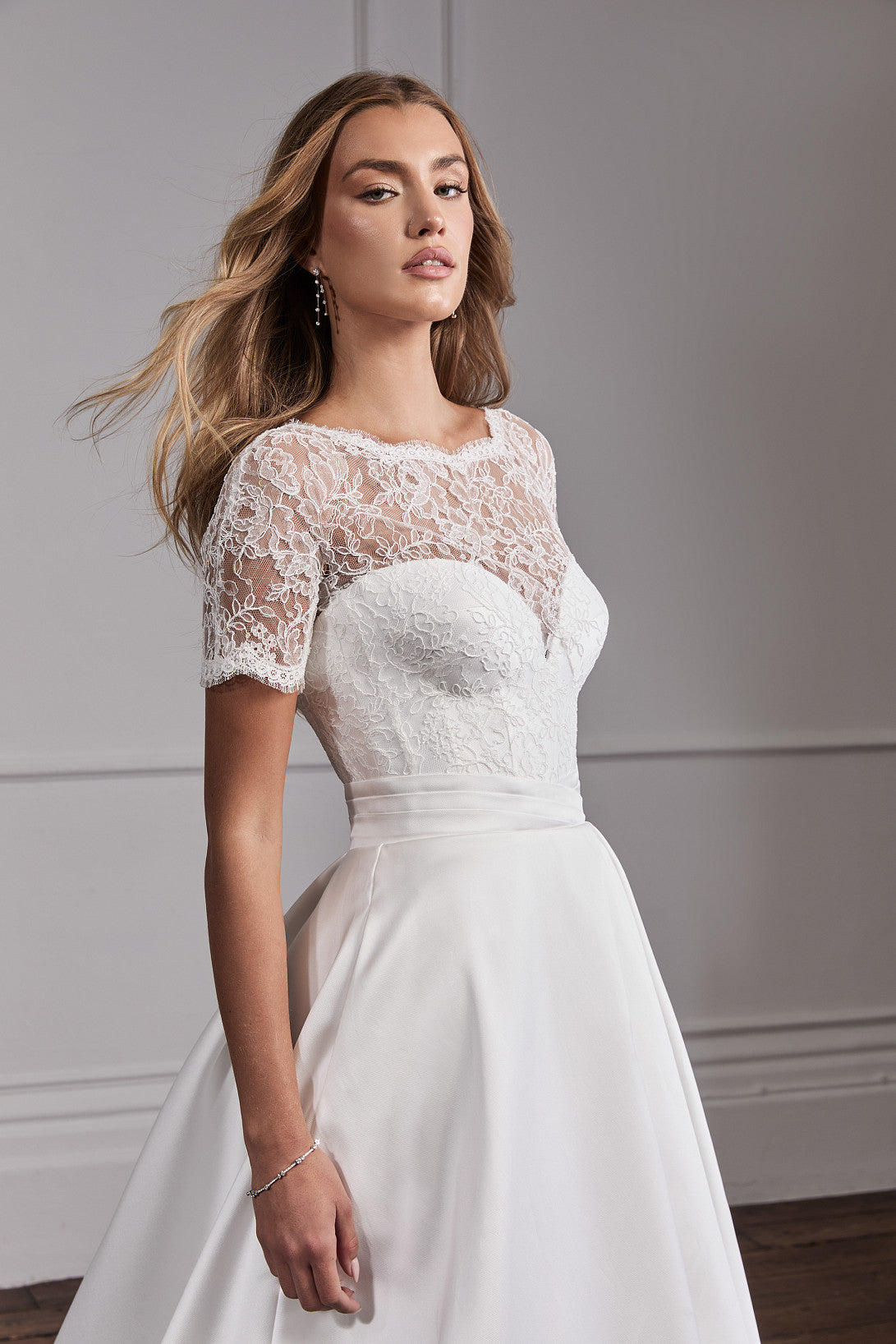 SUZANNE NEVILLE 2026 CHERIE WEDDING DRESS