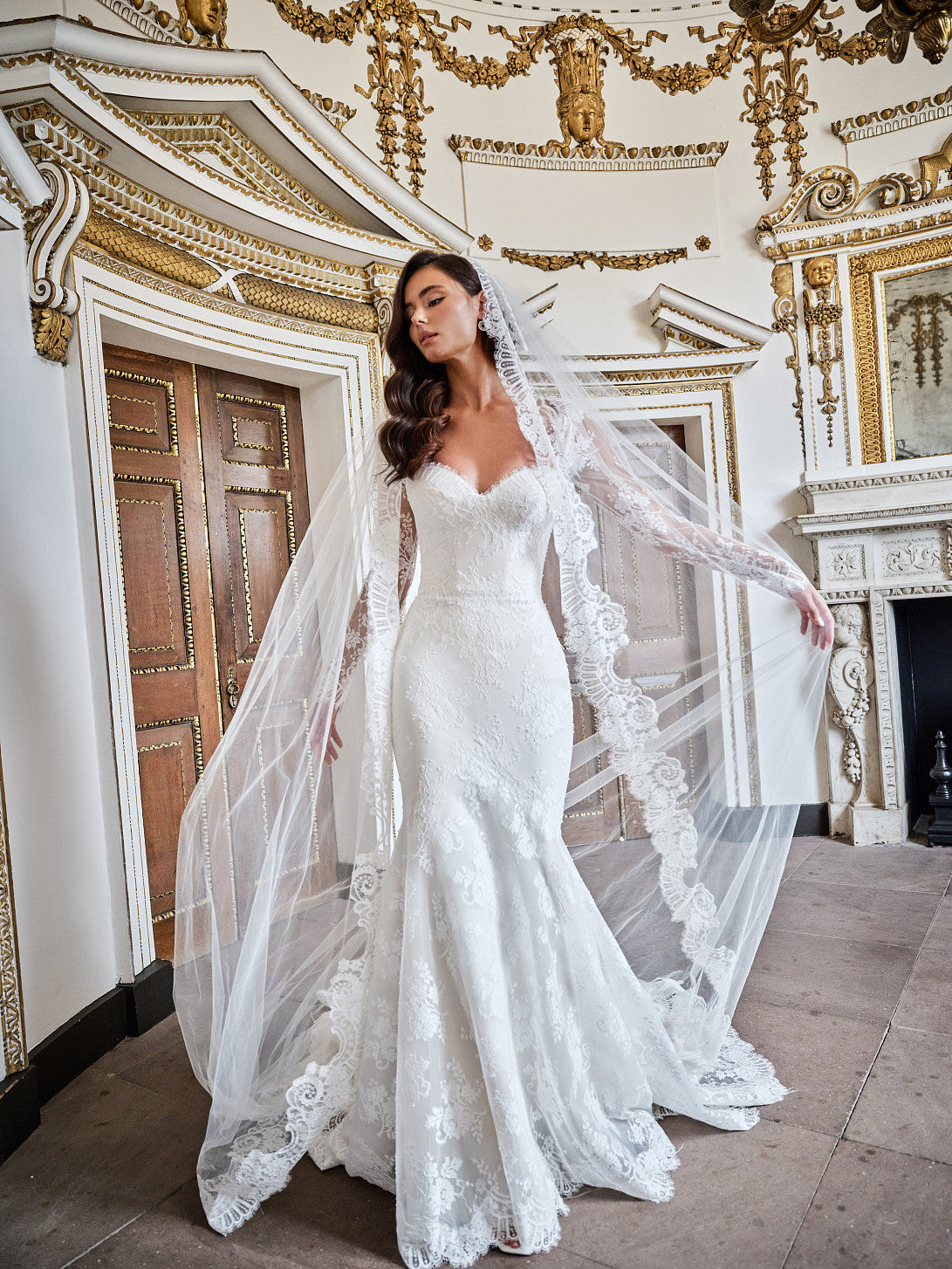 SUZANNE NEVILLE 2026 SOLENNE WEDDING DRESS