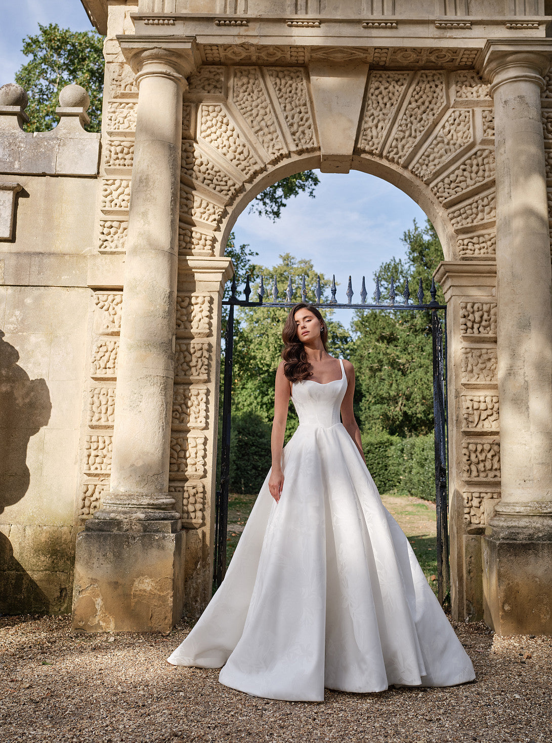 SUZANNE NEVILLE 2026 PANACHE WEDDING DRESS (PLAIN MIKADO)