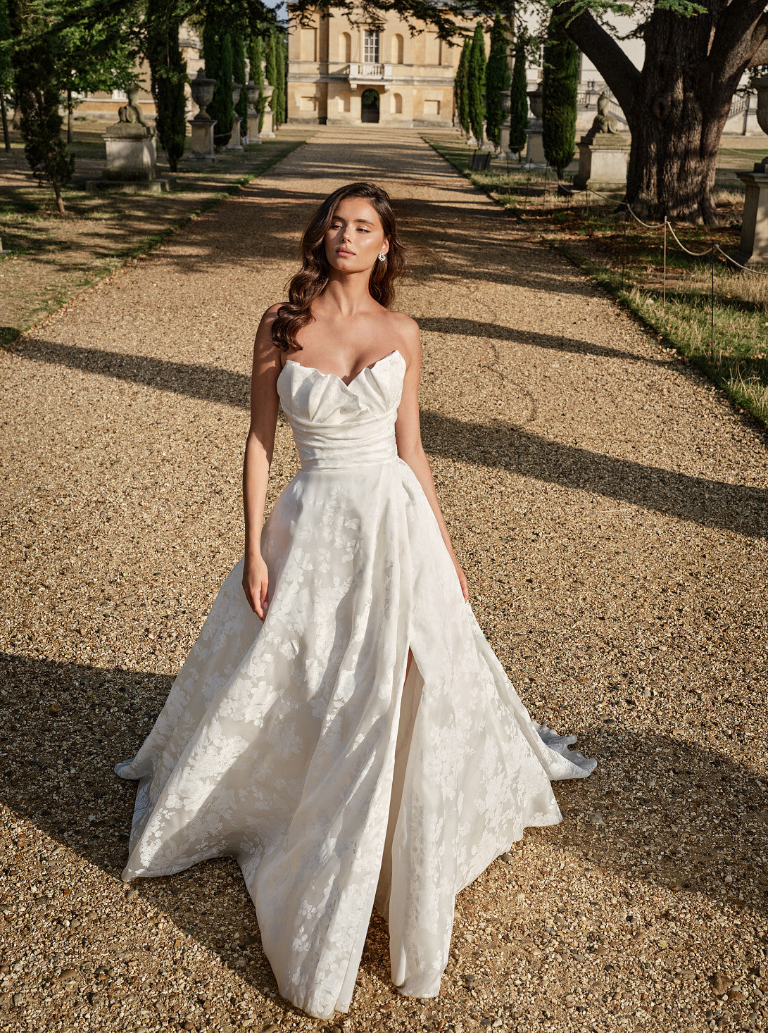 SUZANNE NEVILLE 2026 BEAUTIFUL WEDDING DRESS