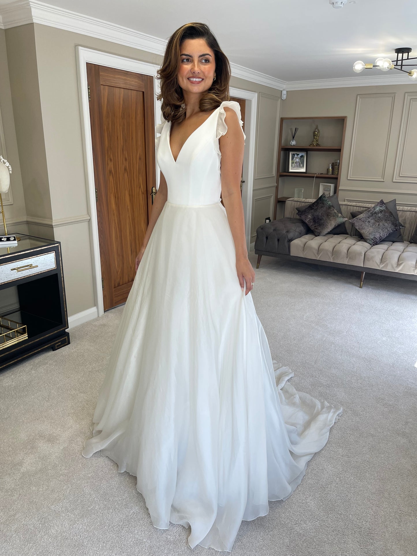 SUZANNE NEVILLE RAFFLES - 2023 WEDDING DRESS