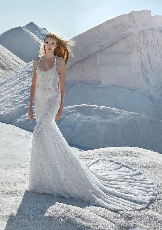 Pronovias mermaid wedding outlet dress