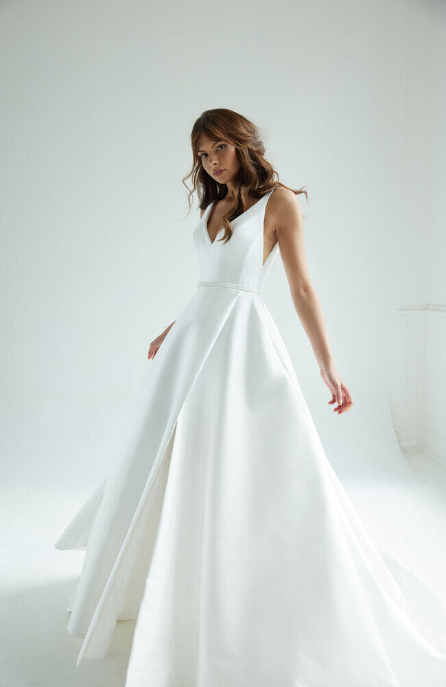 SUZANNE NEVILLE 2023 COWORTH WEDDING DRESS