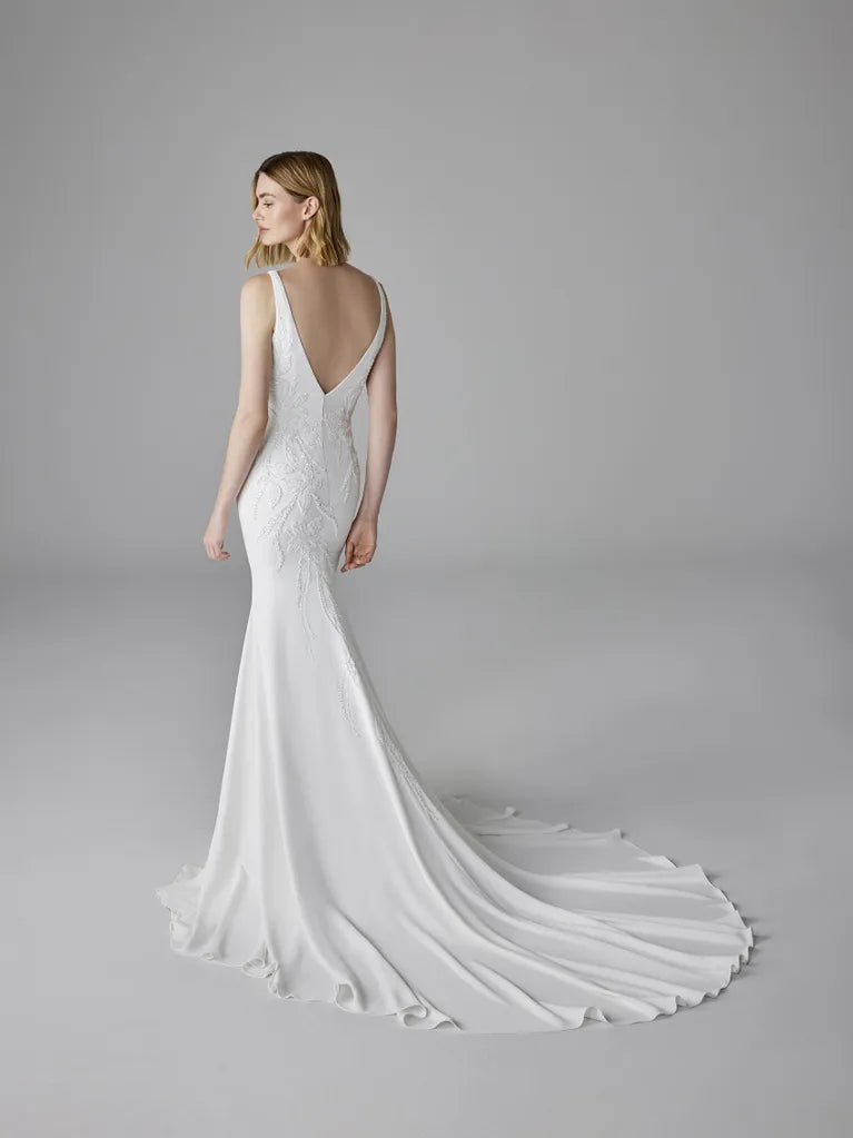 PRONOVIAS 2025 DULCIE WEDDING DRESS