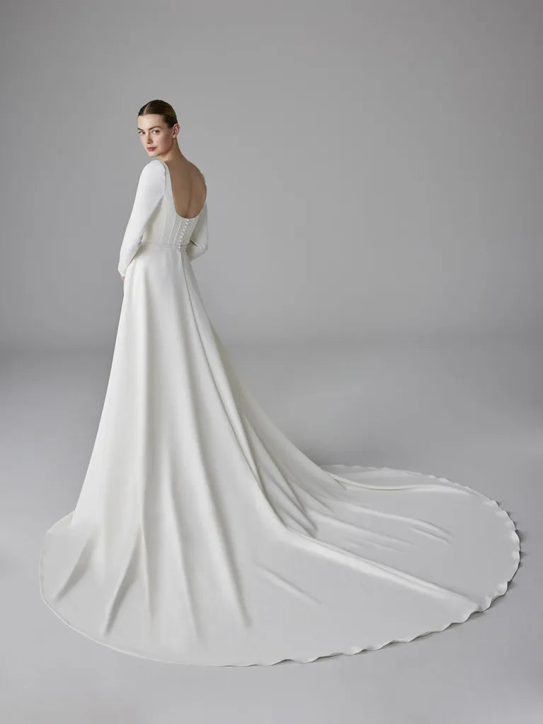 PRONOVIAS 2025 OROPHA WEDDING DRESS