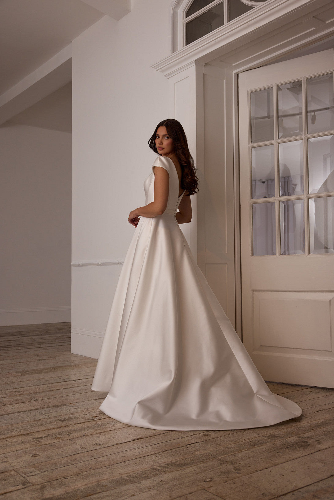 SUZANNE NEVILLE 2025 HALCYON WEDDING DRESS