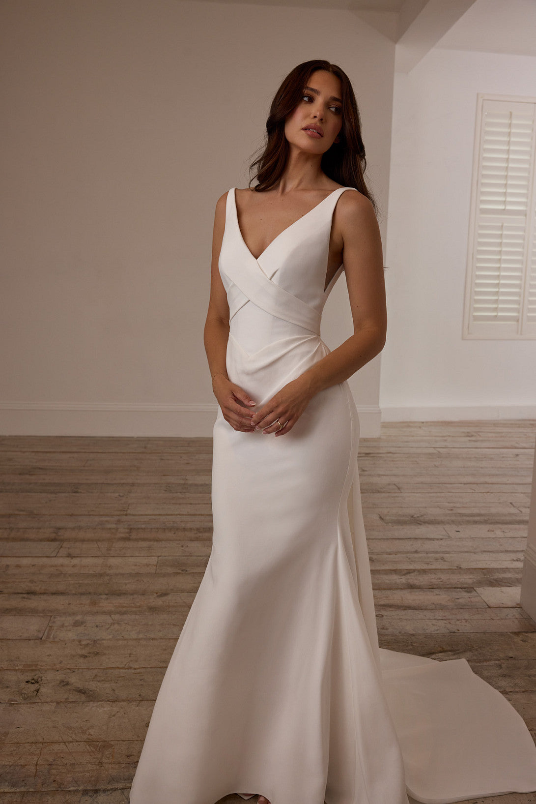 SUZANNE NEVILLE 2025 MORINGA WEDDING DRESS