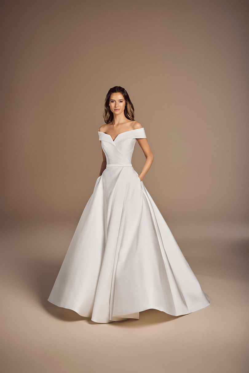 SUZANNE NEVILLE 2024 ALLEGRI WEDDING DRESS