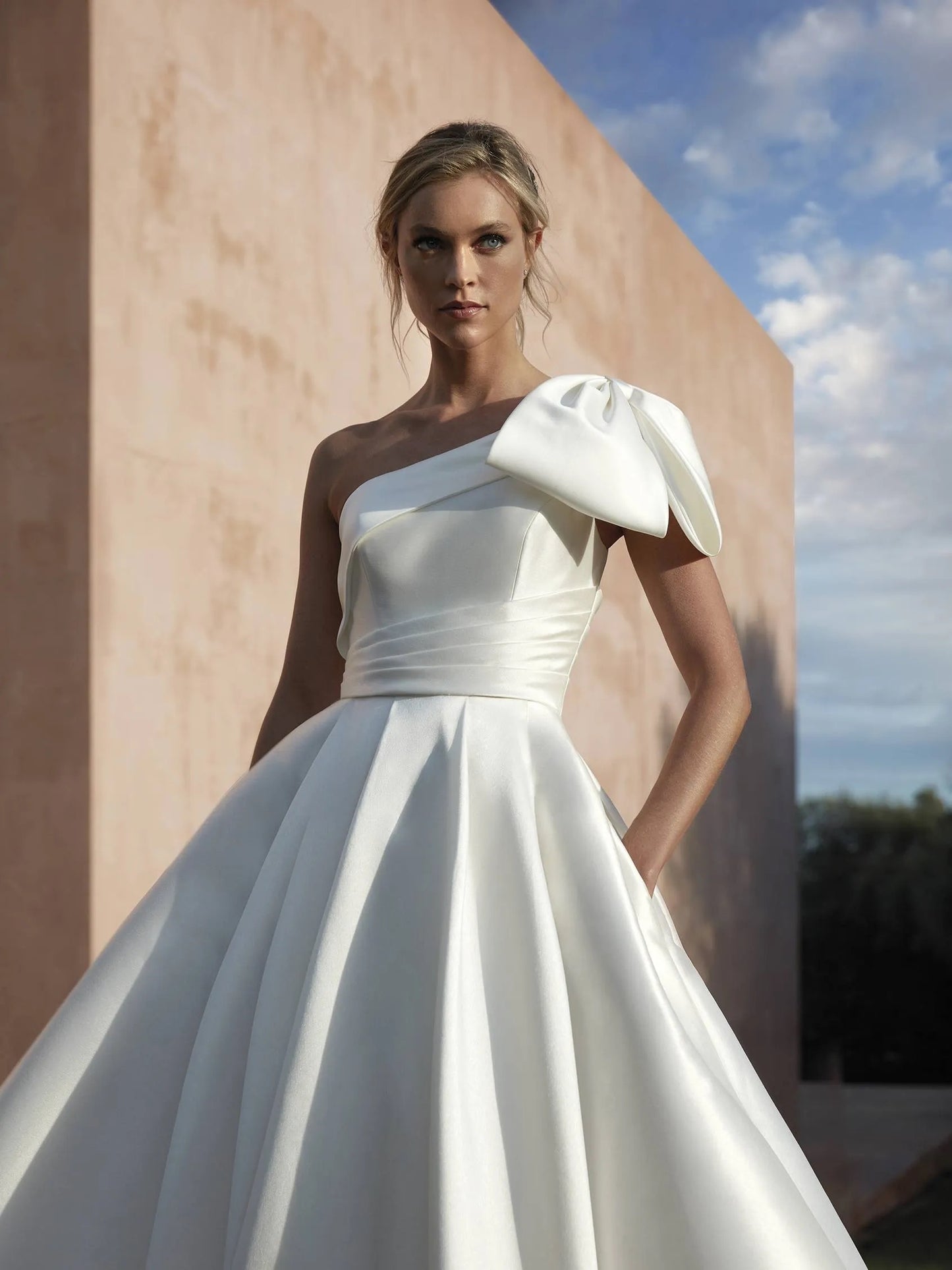 PRONOVIAS 2024 NICOSIA WEDDING DRESS