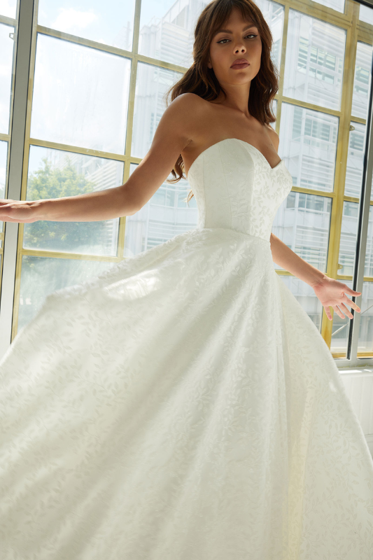 SUZANNE NEVILLE WALDORF WEDDING DRESS