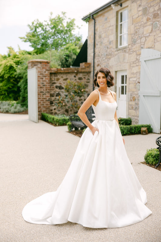 SUZANNE NEVILLE 2024 BUSSOTTI WEDDING DRESS