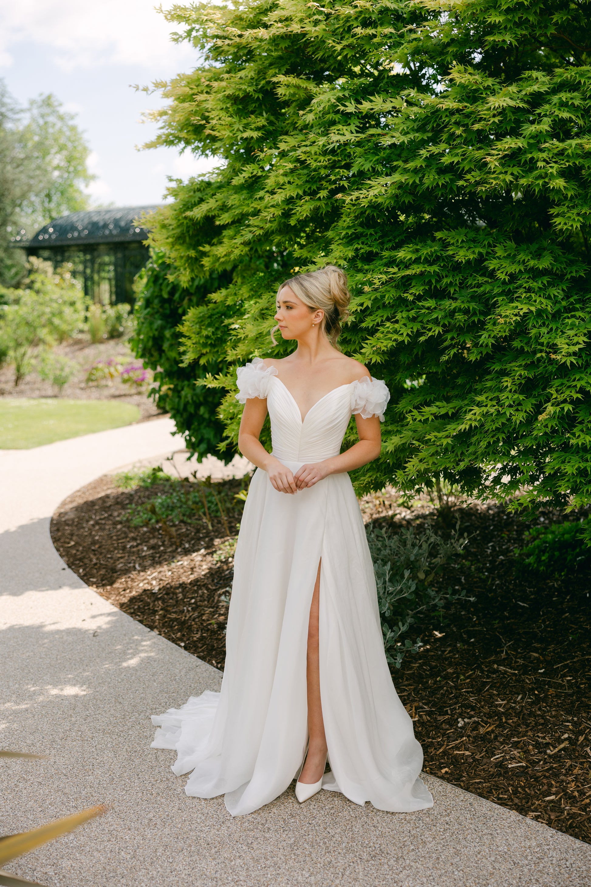 SUZANNE NEVILLE 2025 BEGONIA WEDDING DRESS