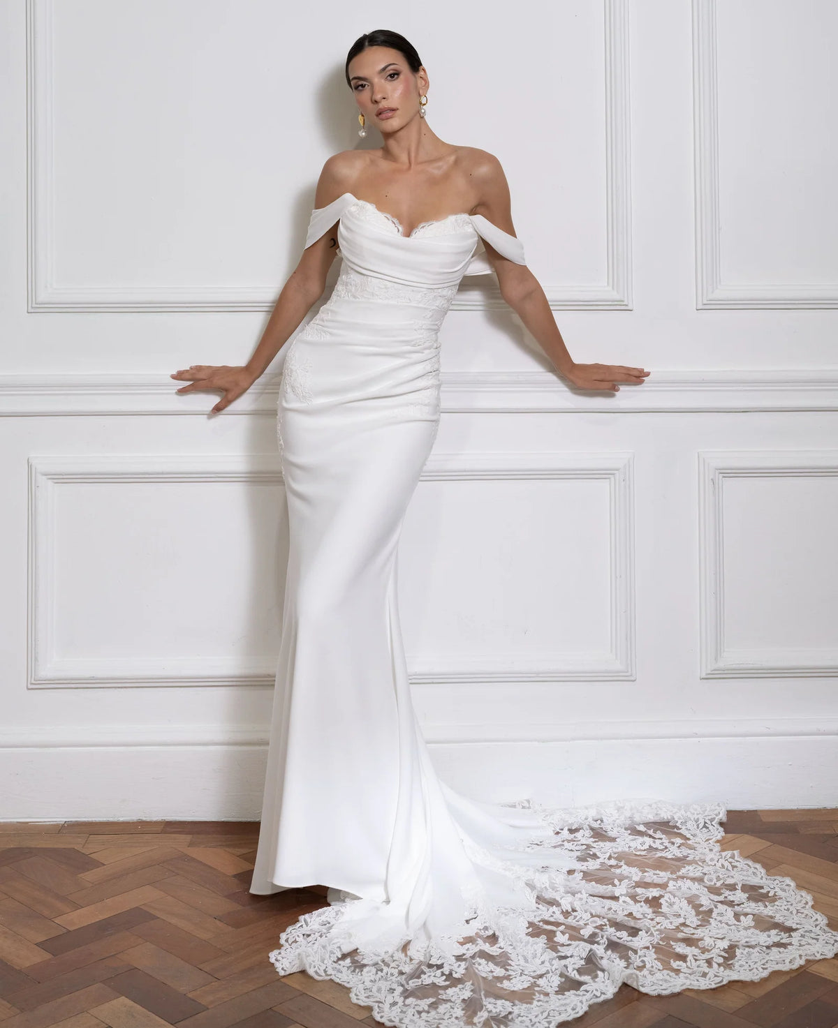 AVENUE BY JOSEPHINE SCOTT CHLOE WEDDING DRESS
